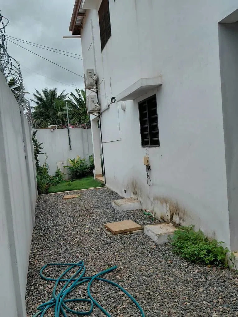 Location villa 3 chambres salon à Djidjolé, photo 12