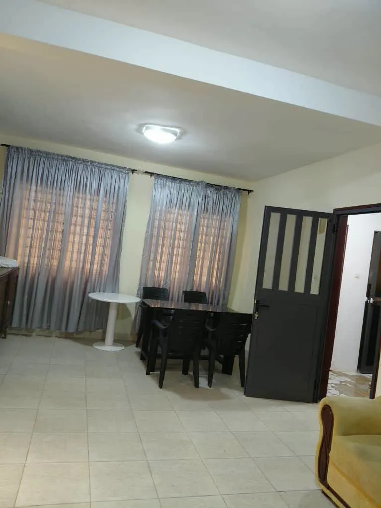 Location villa 3 chambres salon à Djidjolé, photo 16