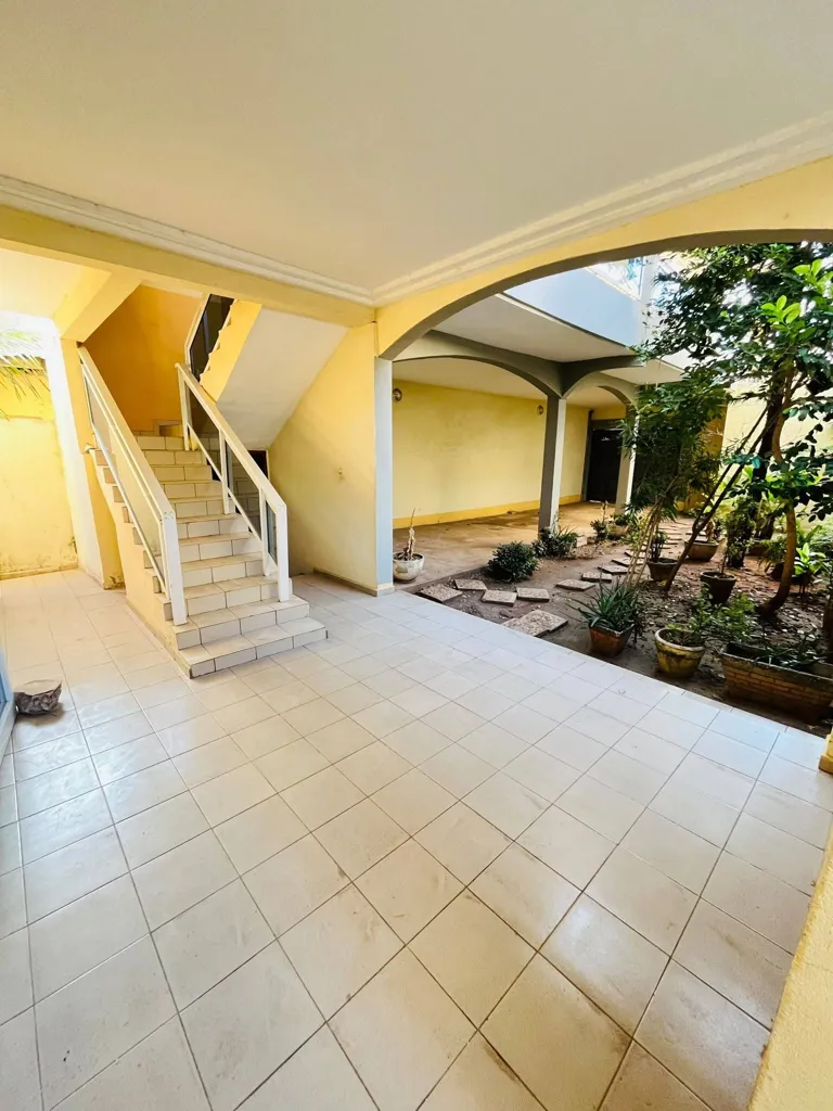 Villa Duplex au bord du goudron-Tokoin Forever, photo 1