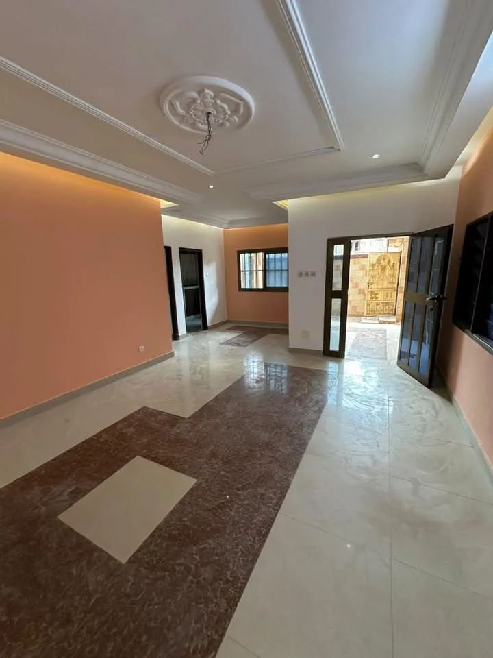 un appartement cour unique de 2 chambres salon wc douche interne, Agoè plateau Anome, photo 2
