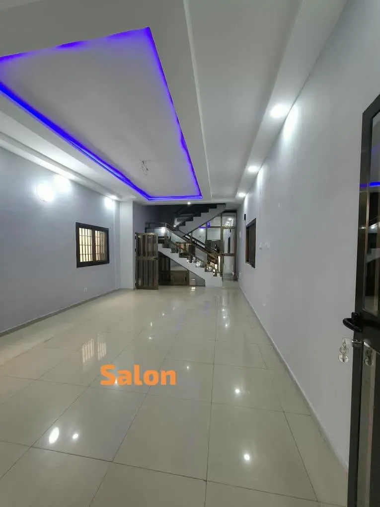 Location villa 4 chambres salon à Avédji, photo 3