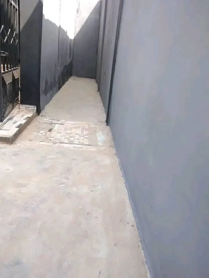 Location d un bel appartement cour unique de pièce wc douche interne à Agoè Daliko, photo 13