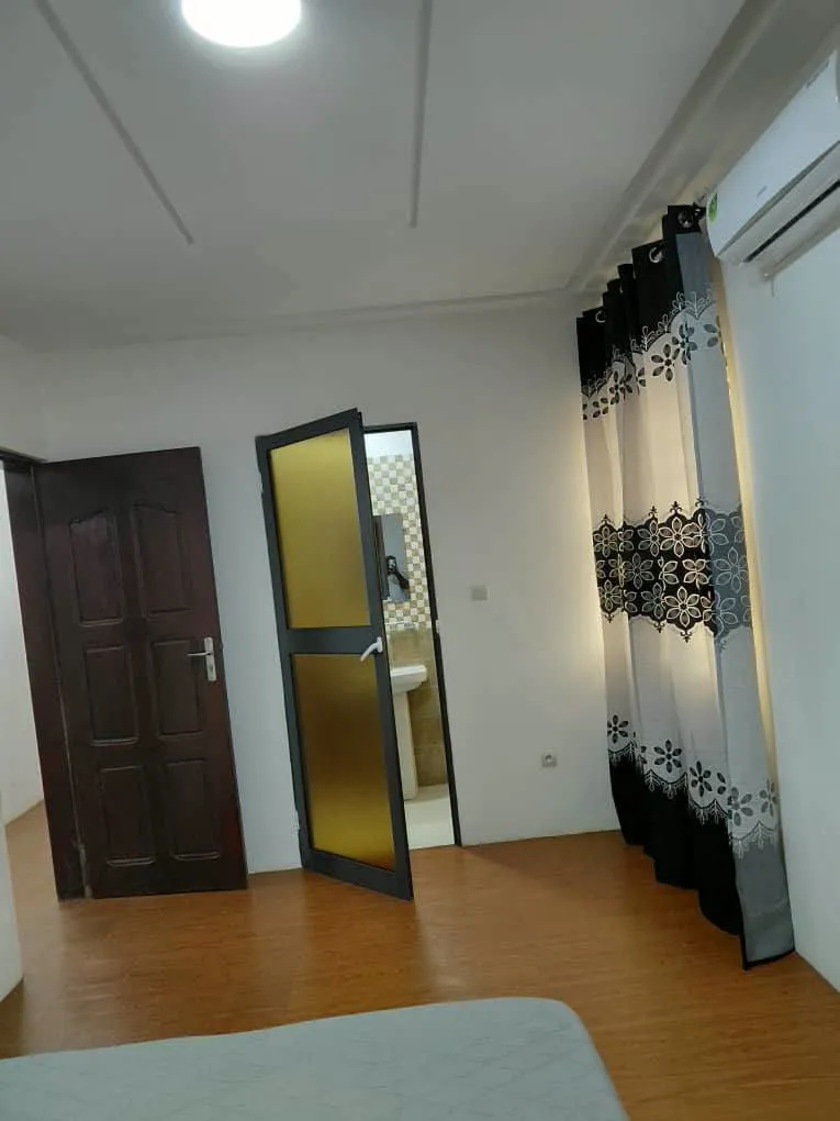 Location villa 3 chambres salon à Djidjolé, photo 4