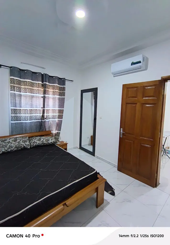 Location appartement 3 chambres salon (meublé) à Hédzranawoé, photo 5