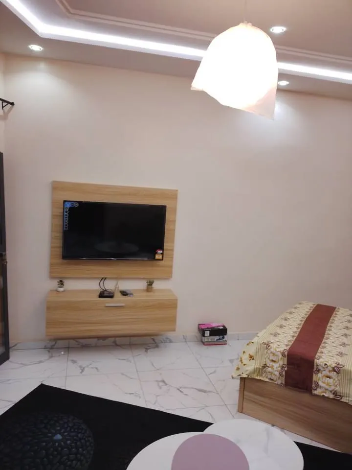 Location pièce chambre à Totsi (par jour), photo 6