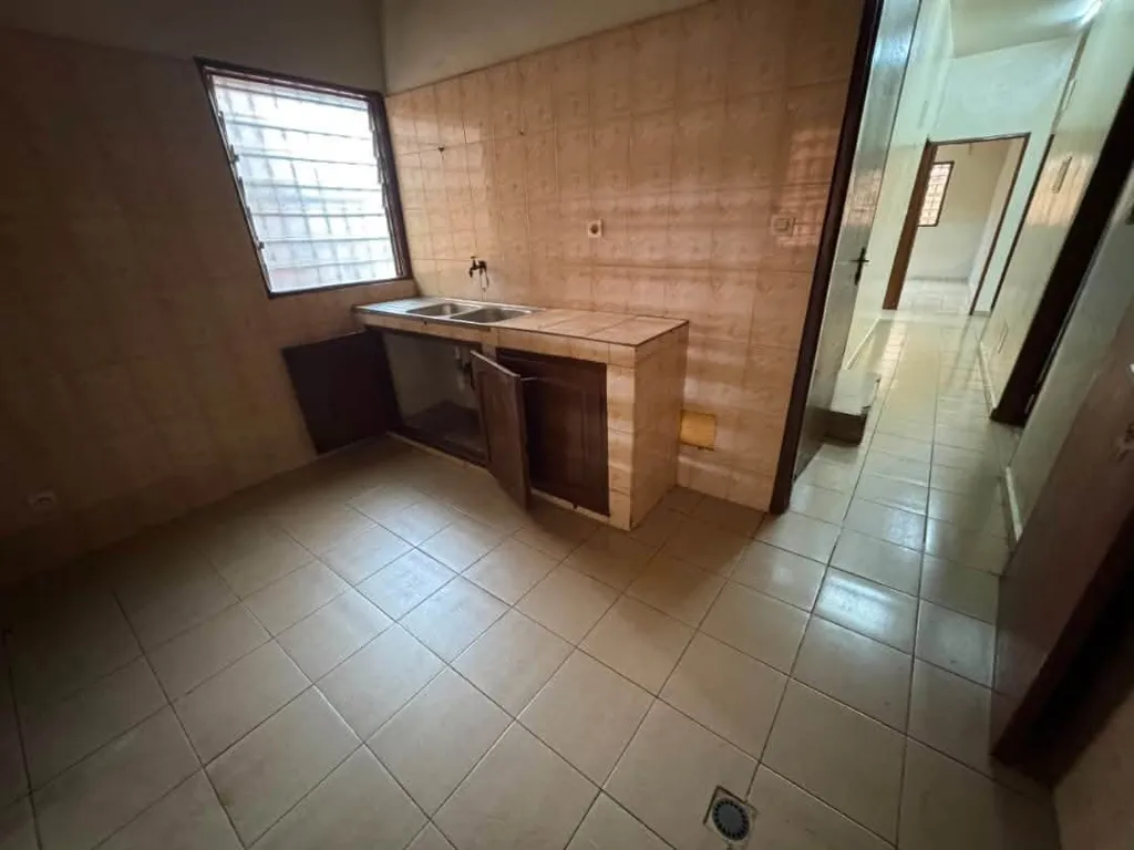 Location appartement 3 chambres salon à Agoè Sogbossito, photo 7