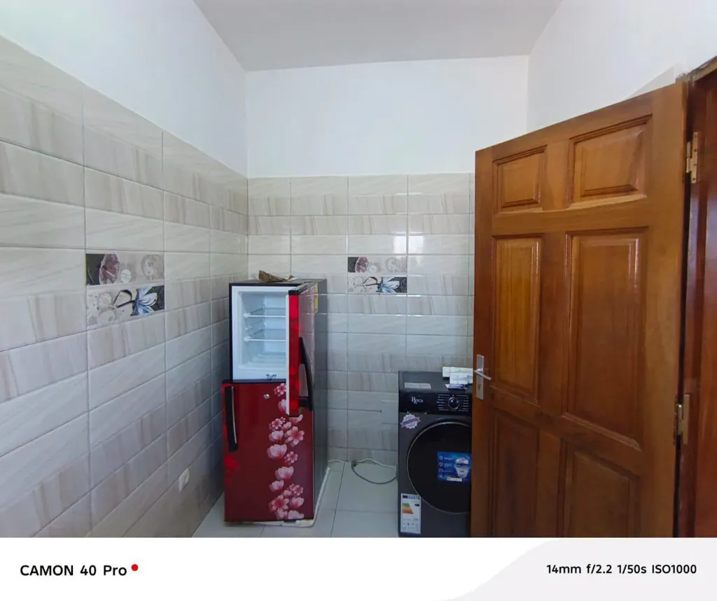Location appartement 3 chambres salon (meublé) à Hédzranawoé, photo 8