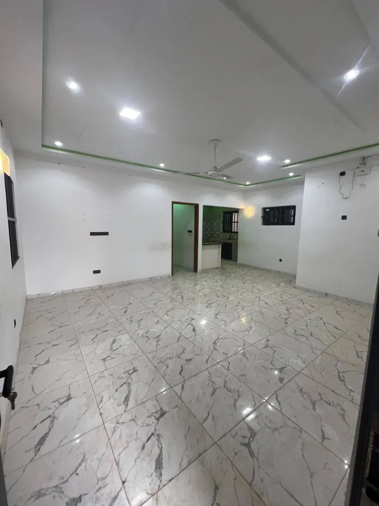 Location maison 3 chambres salon à Kégué, photo 8