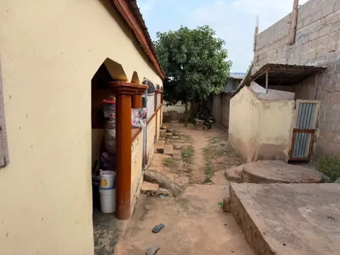 A VENDRE MAISON a Agoè Légbassito